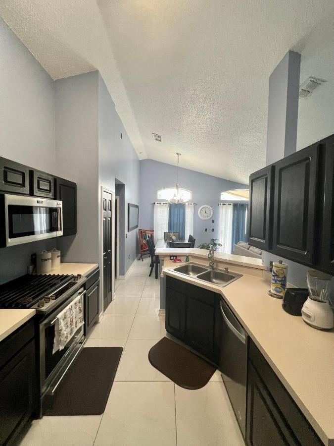 Grand Superior 4br Pool House Near Parks