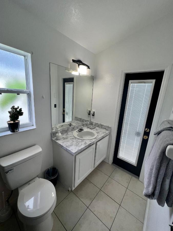 Grand Superior 4br Pool House Near Parks Davenport